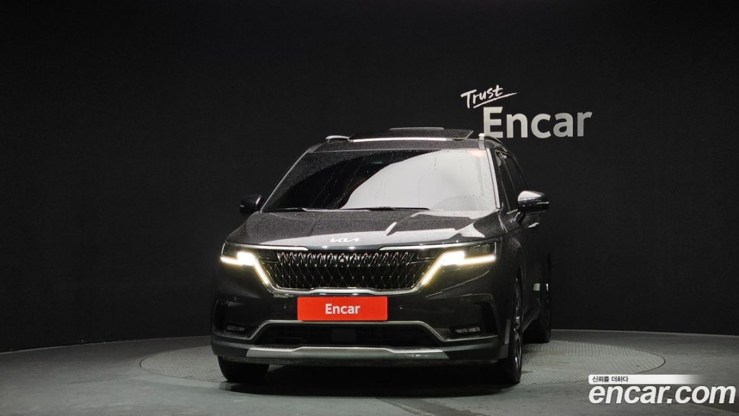 Kia Carnival 7-Seater Signature, 2022