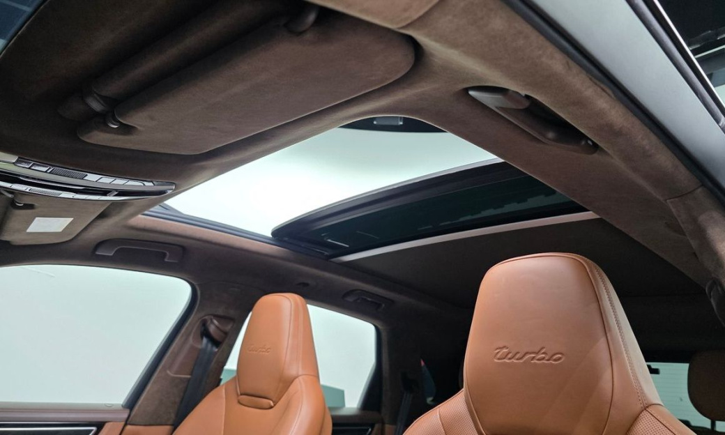 Porsche Cayenne 4.0 Turbo, 2022