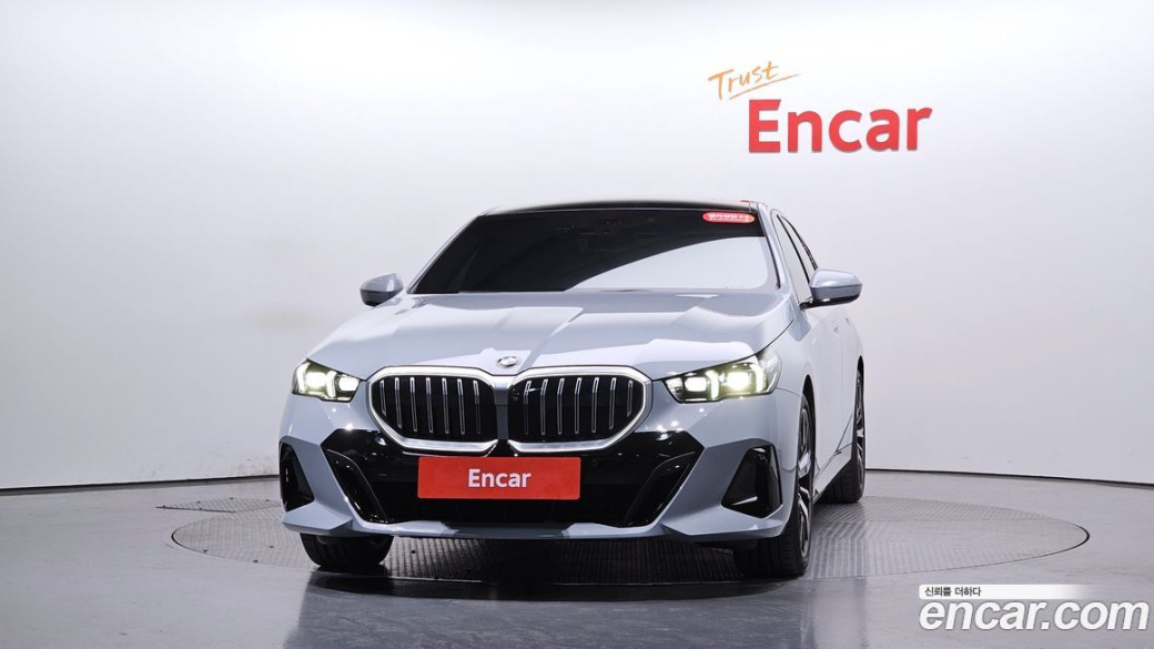 BMW 5-Series 530i xDrive M Sport, 2025