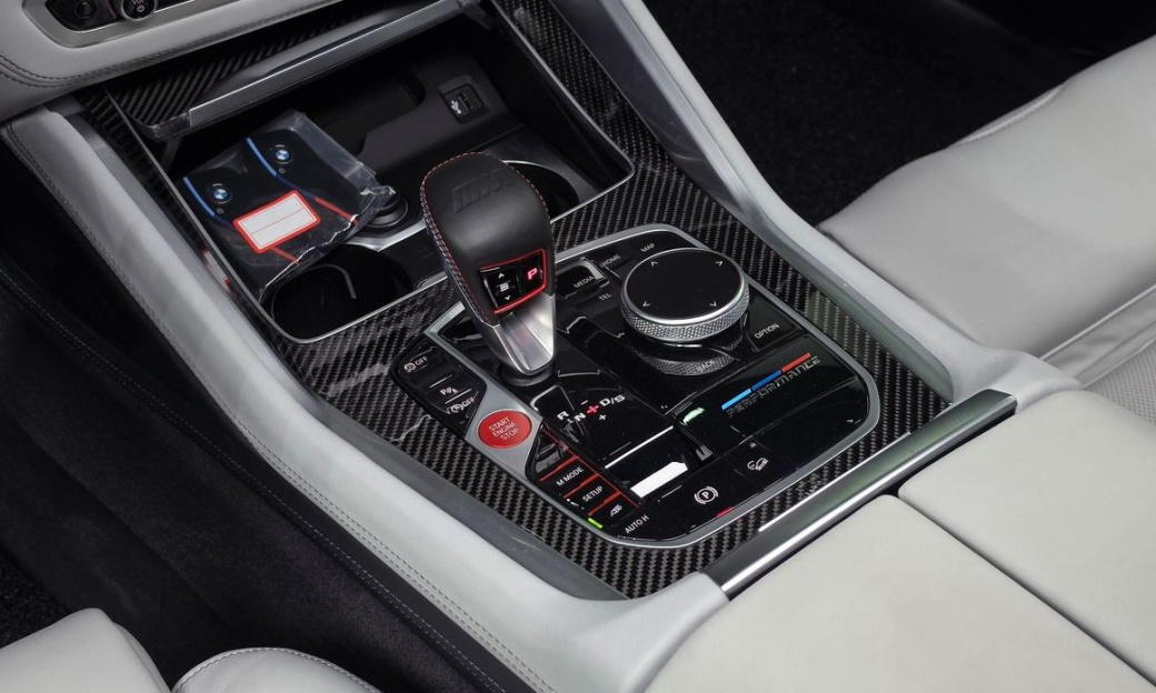 BMW X6M 4.4 Competition, 2025