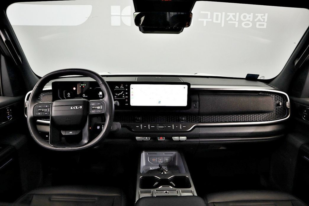 Kia Tasman 2.5T Gasoline 2WD, 2026