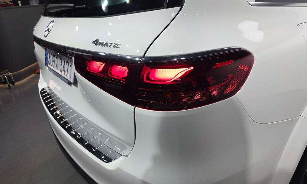 Mercedes-Benz GLS-Class GLS450 4MATIC, 2025