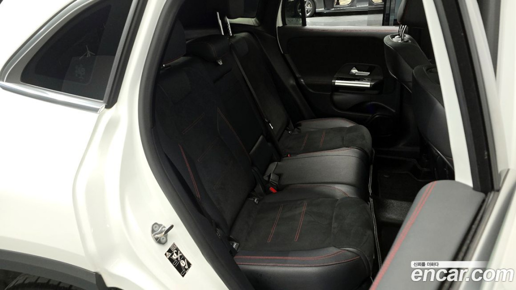 Mercedes-Benz GLA-Class GLA250 4MATIC, 2023