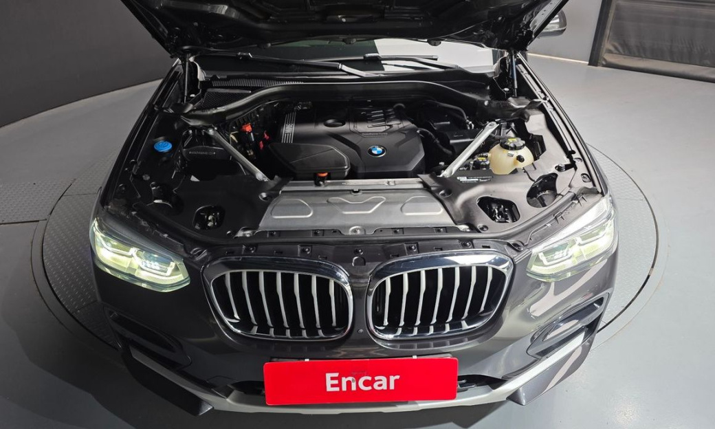 BMW X4 xDrive20i xLine, 2021