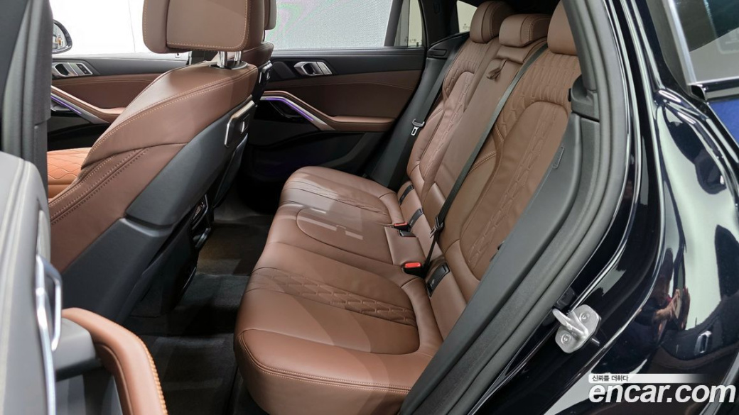 BMW X6 xDrive40i M Sport, 2025