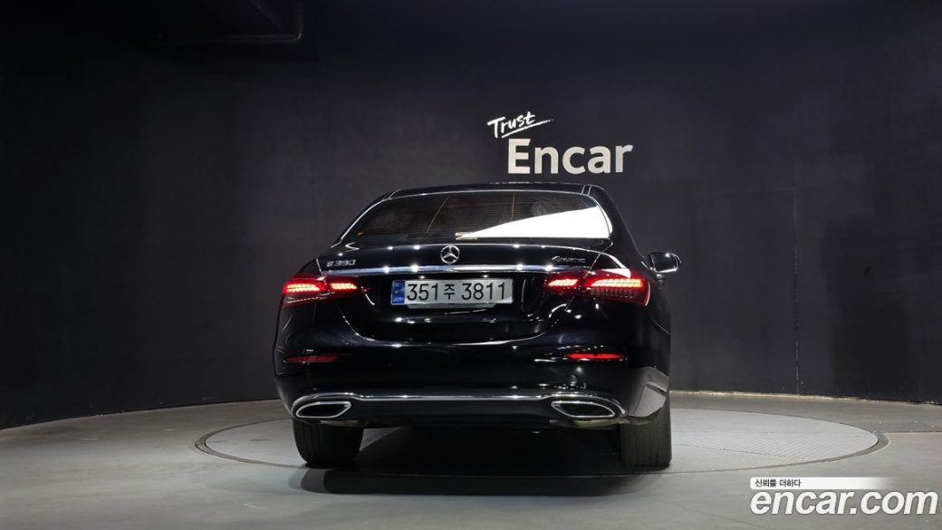 Mercedes-Benz E-Class E350 4MATIC Avantgarde, 2022