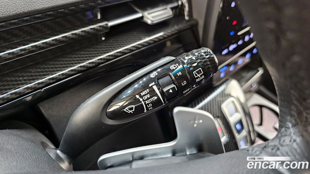 Hyundai Staria Lounge 9-Seater, 2025