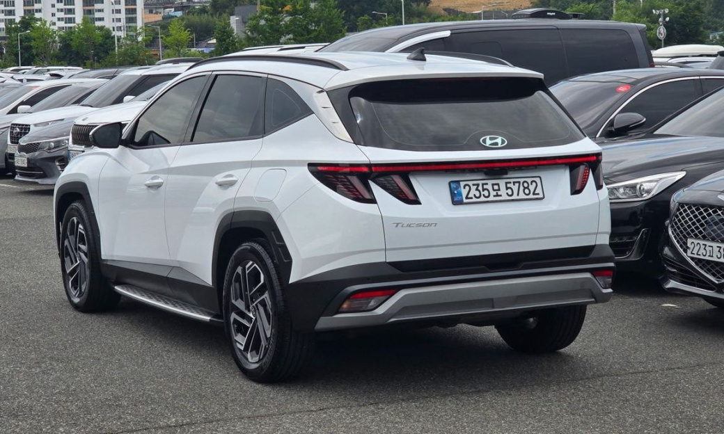 Hyundai Tucson Diesel 2.0 2WD, 2024