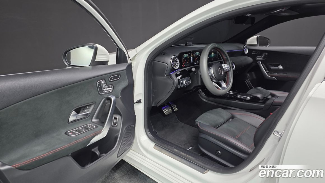 Mercedes-Benz A-Class A250 4MATIC Sedan, 2023