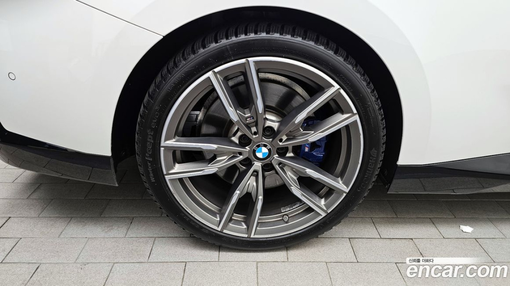 BMW 2-Series M240i xDrive Online Exclusive Coupe, 2024