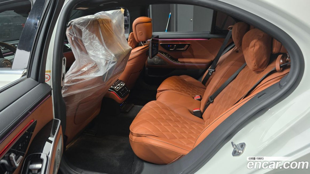 Mercedes-Benz S-Class S500L 4MATIC, 2023
