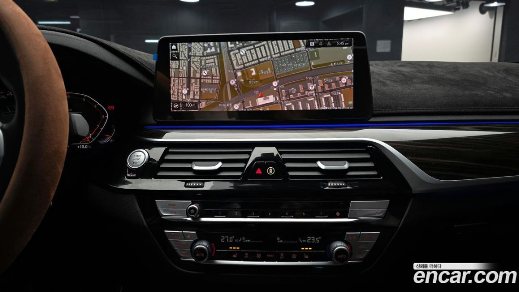 BMW 5-Series 520i M Sport, 2022