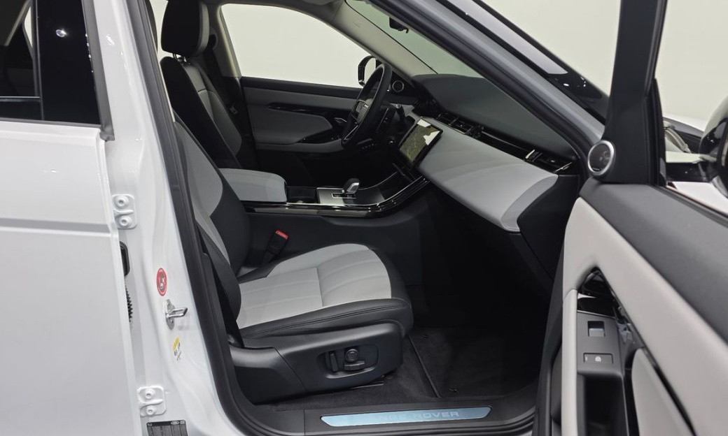 Land Rover Range Rover Evoque P250 Dynamic SE, 2025