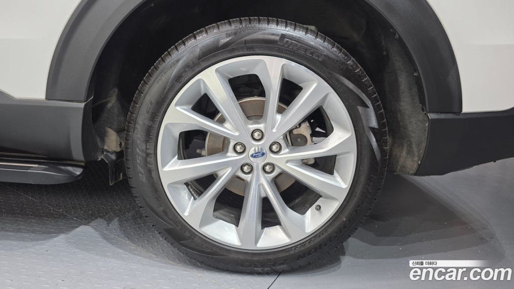 Ford Explorer 3.0 Platinum 4WD, 2022