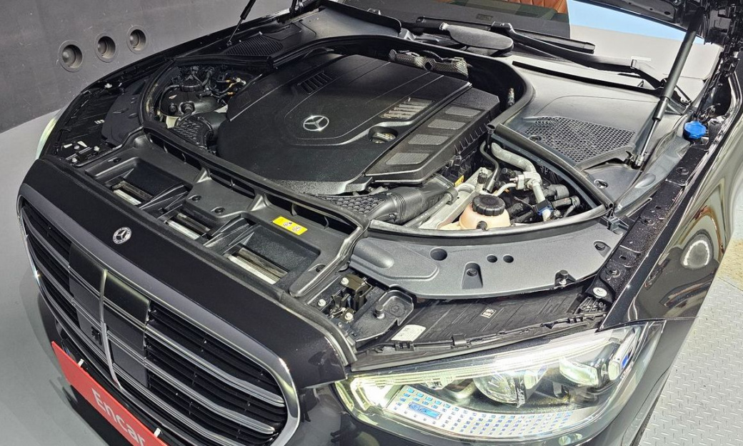 Mercedes-Benz S-Class S580L 4MATIC, 2022