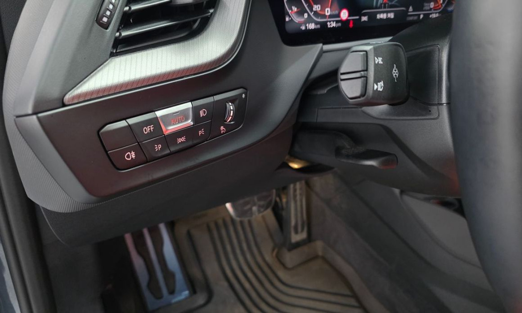 BMW 1-Series M135i xDrive, 2024