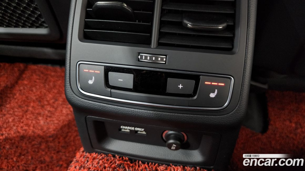 Audi A4 40 TFSI Premium, 2023