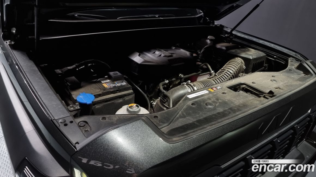 Kia Tasman 2.5T Gasoline 4WD, 2026
