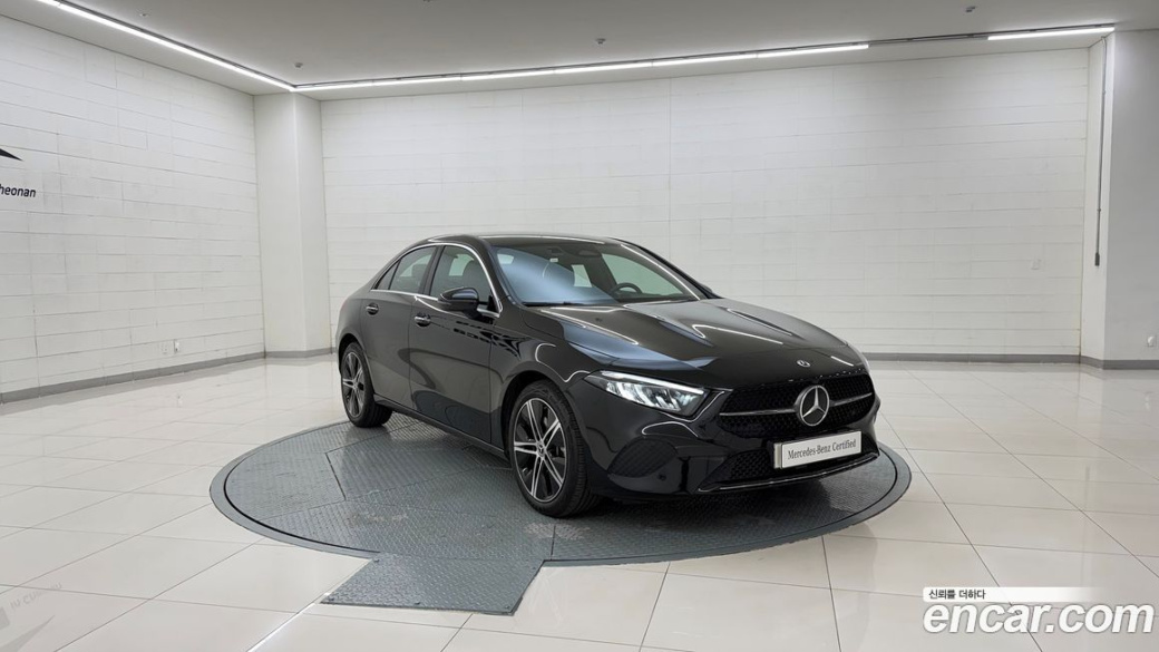 Mercedes-Benz A-Class A220 Sedan, 2025