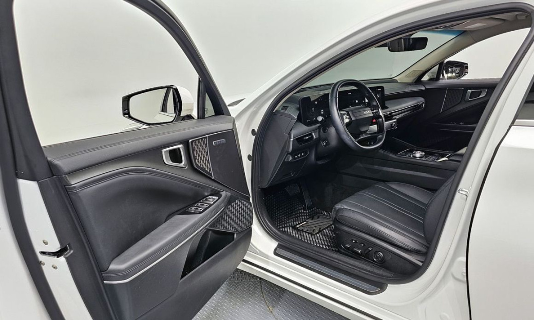 Kia K8 2.5 Gasoline 2WD, 2025