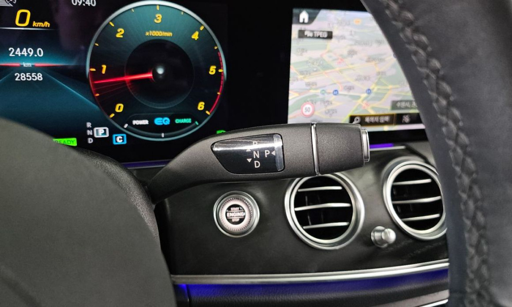 Mercedes-Benz E-Class E220d 4MATIC AMG Line, 2022