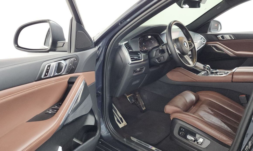 BMW X6 xDrive40i M Sport, 2022