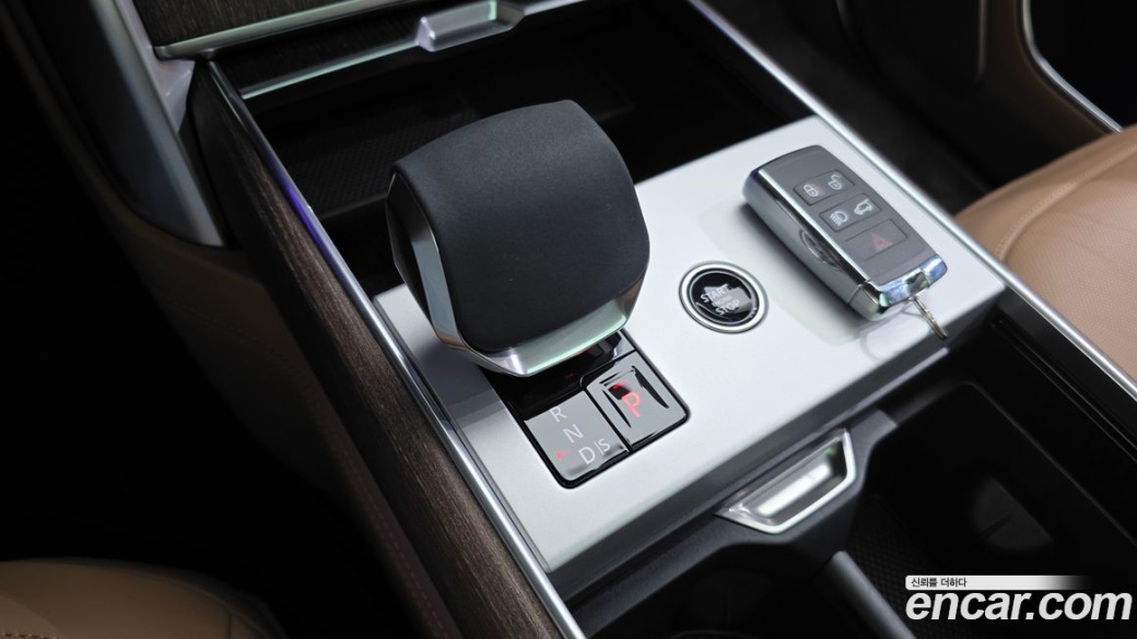 Land Rover Range Rover P530 Autobiography, 2025