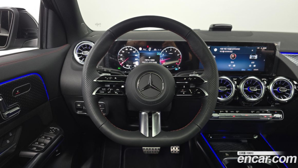 Mercedes-Benz GLA-Class GLA250 4MATIC, 2026