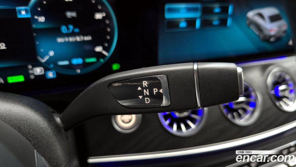 Mercedes-Benz CLS-Class CLS300d 4MATIC, 2023