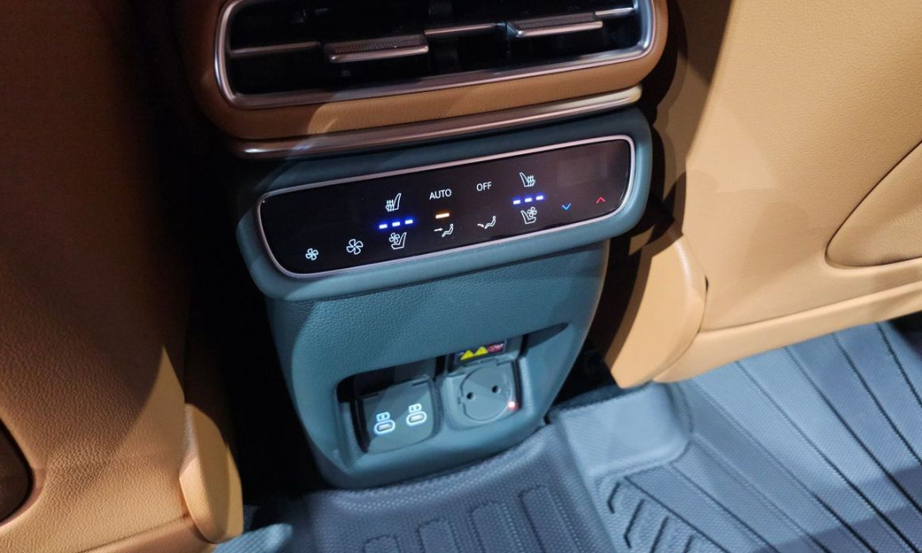 Genesis GV80 2.5T Gasoline AWD, 2024