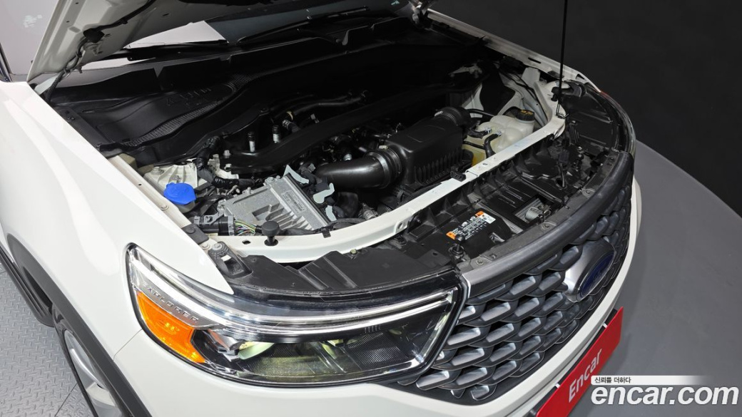 Ford Explorer 3.0 Platinum 4WD, 2022