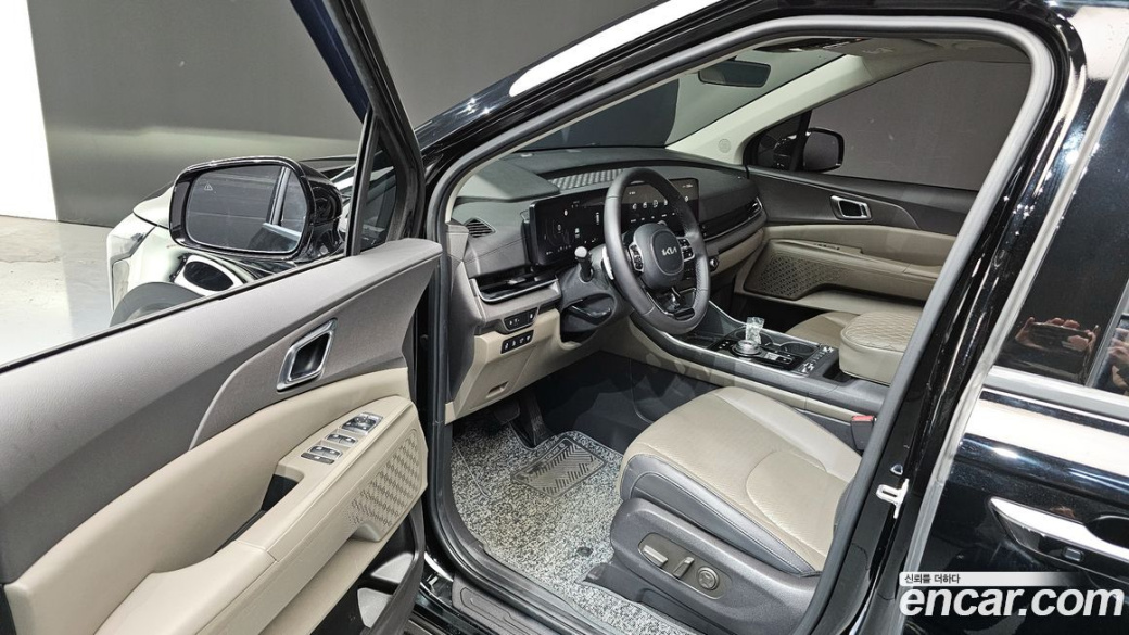 Kia Carnival 7-Seater Noblesse, 2025