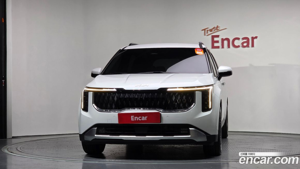Kia Carnival 9-Seater Prestige, 2024