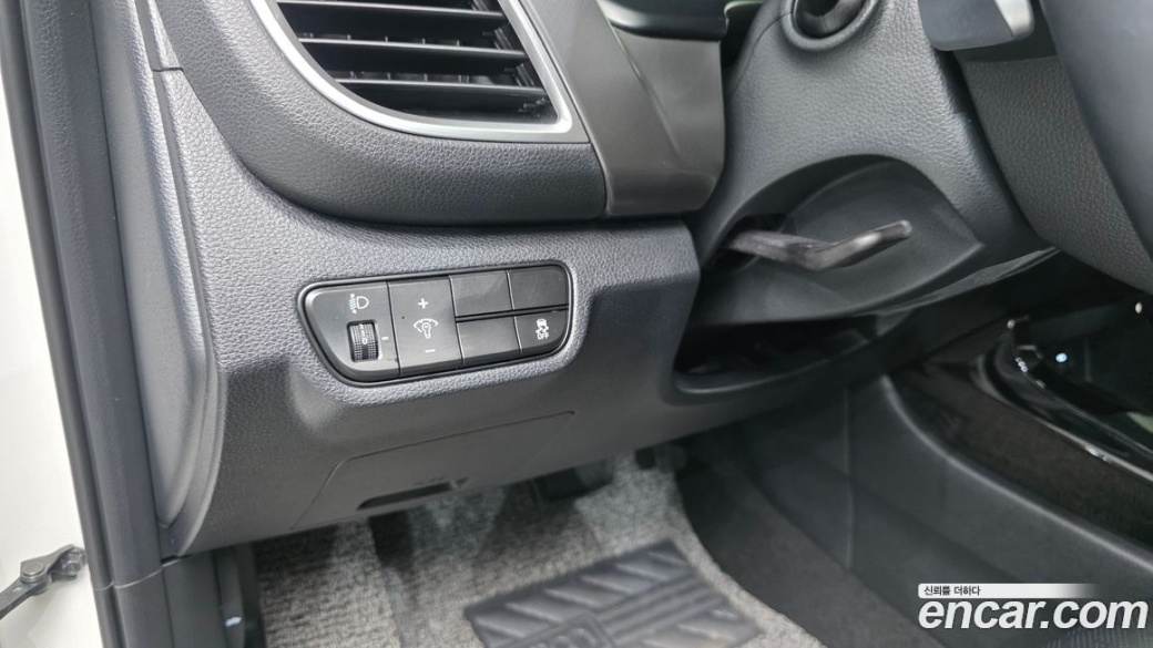 Kia Seltos Gasoline 2.0 2WD, 2025