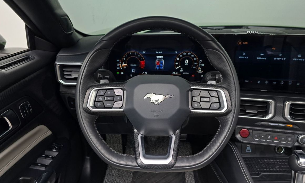 Ford Mustang 5.0 GT Premium Convertible, 2024