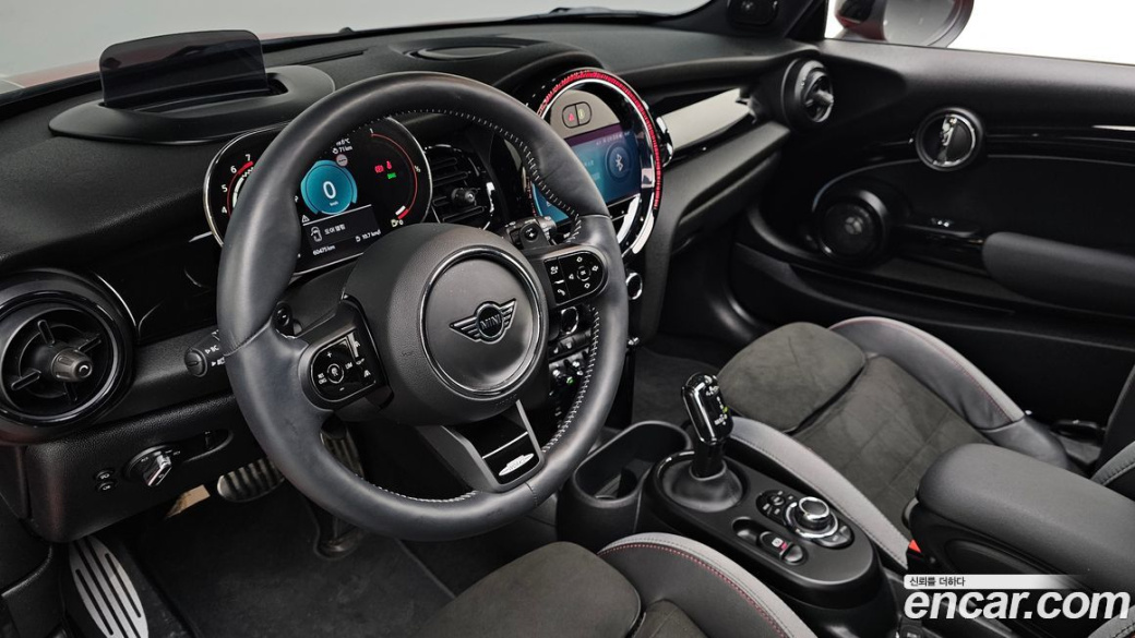 Mini Cooper JCW, 2024