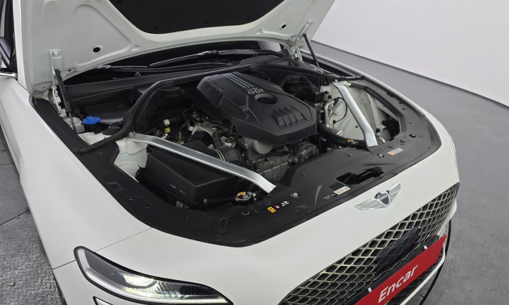 Genesis G70 Gasoline 2.0T 4WD, 2022