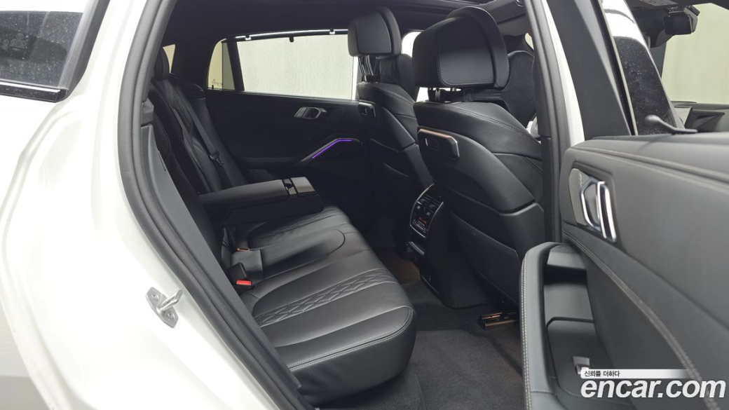 BMW X6 xDrive40i M Sport, 2025