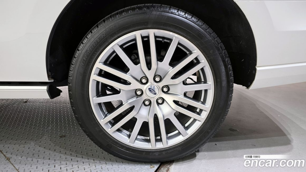 Ford Expedition Platinum 4WD, 2023