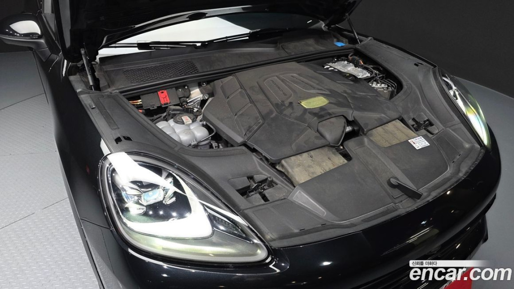 Porsche Cayenne 3.0 Coupe, 2023