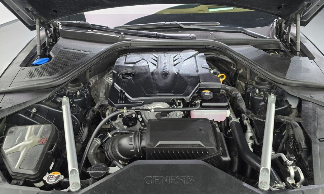 Genesis G80 Gasoline 2.5 Turbo 2WD, 2025