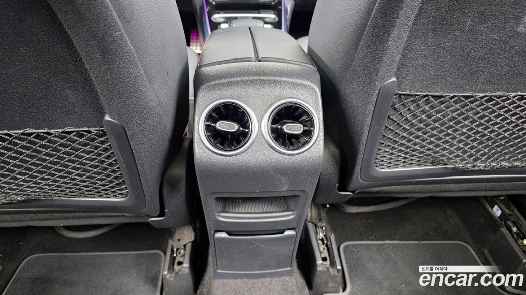 Mercedes-Benz GLB-Class GLB250 4MATIC, 2023