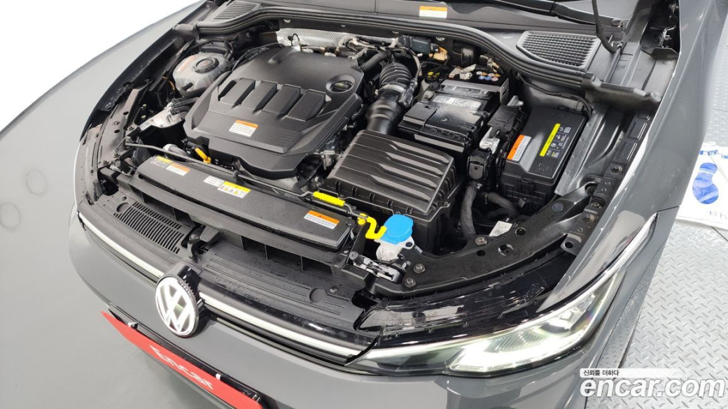 Volkswagen Golf 2.0 TDI Prestige, 2025