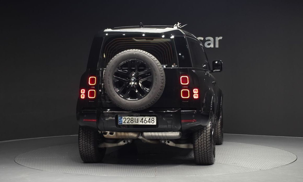 Land Rover Defender 90 D250 XS Edition, 2024