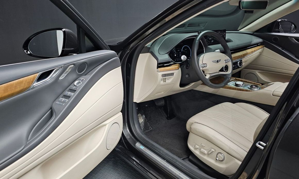 Genesis G80 Gasoline 2.5 Turbo AWD, 2024