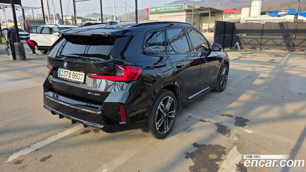 BMW X1 sDrive 20i M Sport, 2023