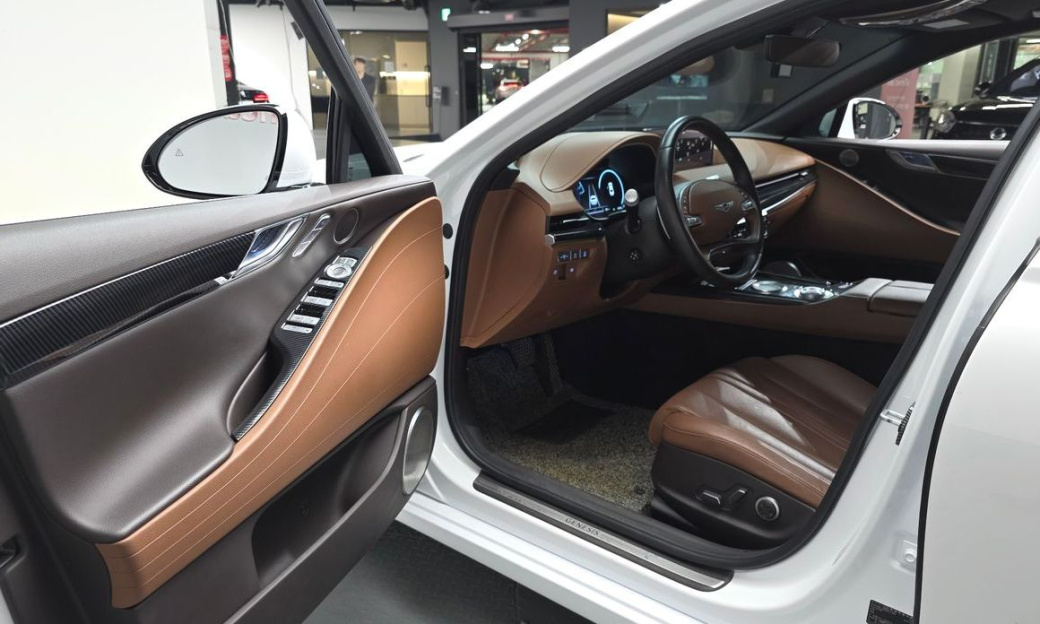 Genesis G80 Gasoline 2.5 Turbo AWD, 2022