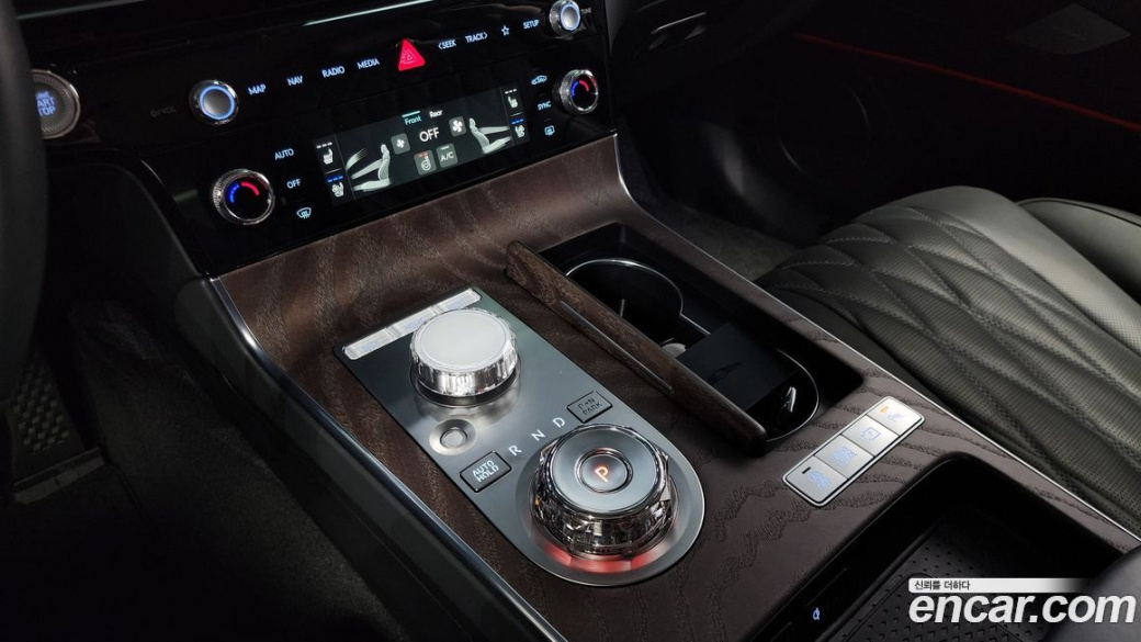 Genesis G80 Gasoline 2.5 Turbo AWD, 2026
