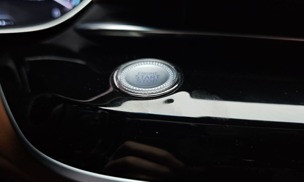 Genesis G80 Gasoline 2.5 Turbo AWD, 2022