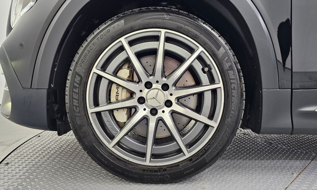 Mercedes-Benz GLB-Class AMG GLB35 4MATIC, 2022